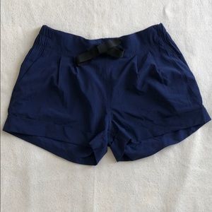 Lululemon spring breakaway shorts navy size 6